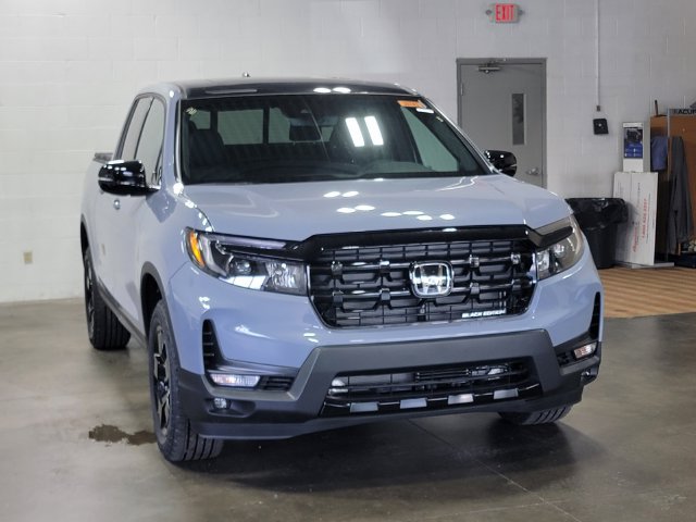 New 2026 Honda Ridgeline Black Edition image 4