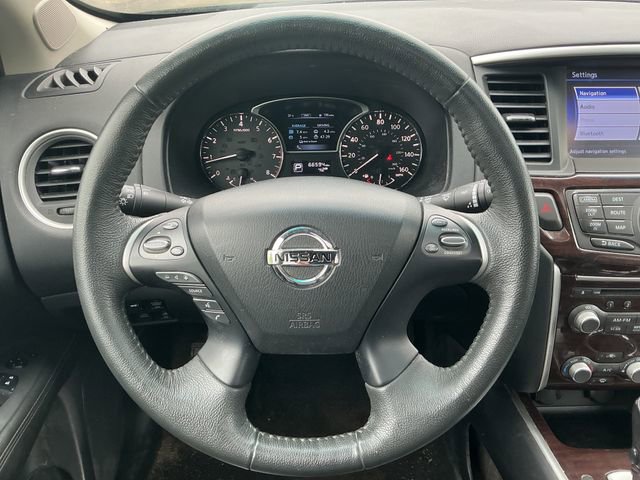 Used 2015 Nissan Pathfinder Platinum AWD/4WD image 15