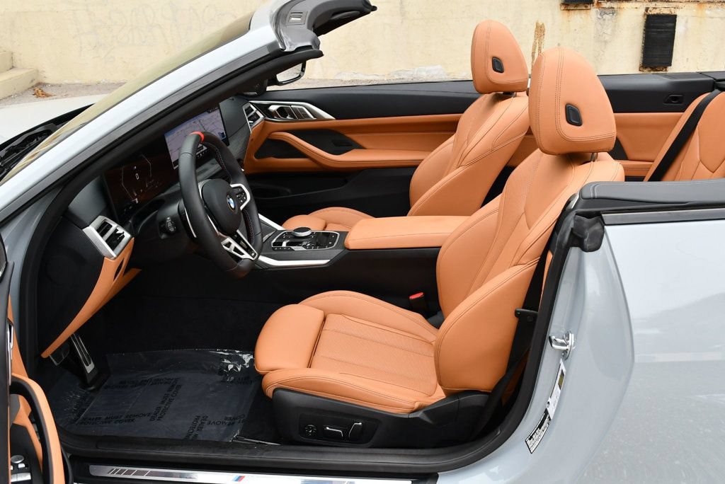 Used 2026 BMW M440i Convertible w/ Premium Package RWD image 65