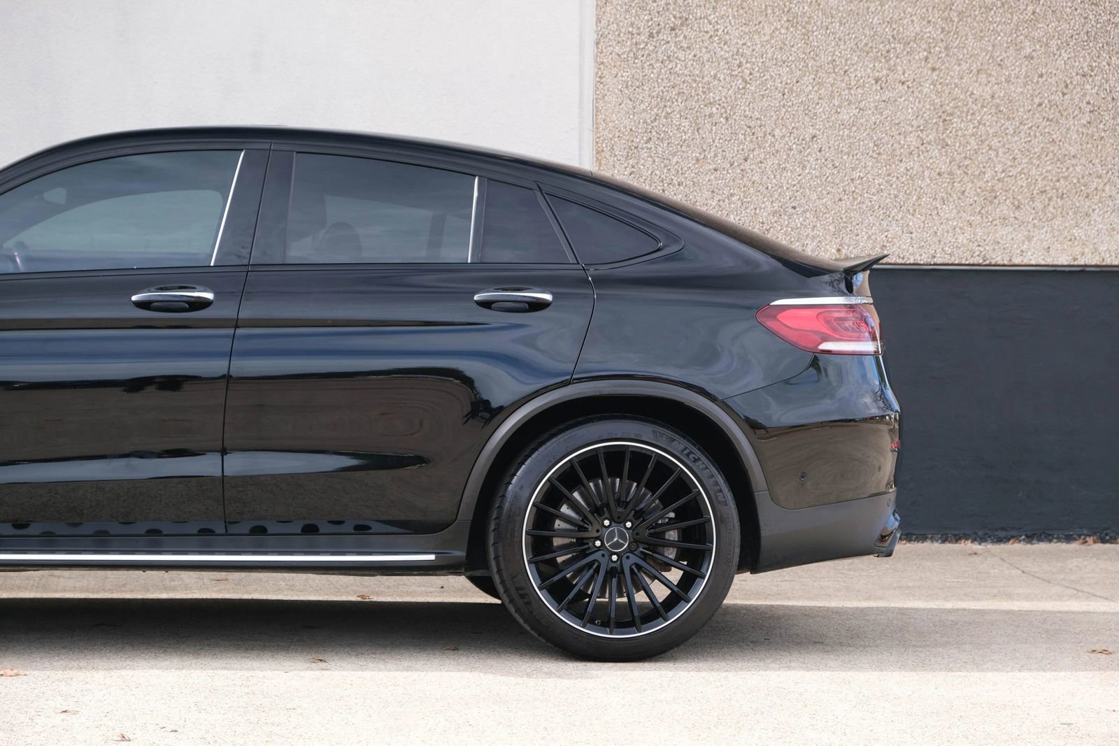 Used 2020 Mercedes-Benz GLC 63 AMG GLC 63 4MATIC Sport Utility 4D image 8