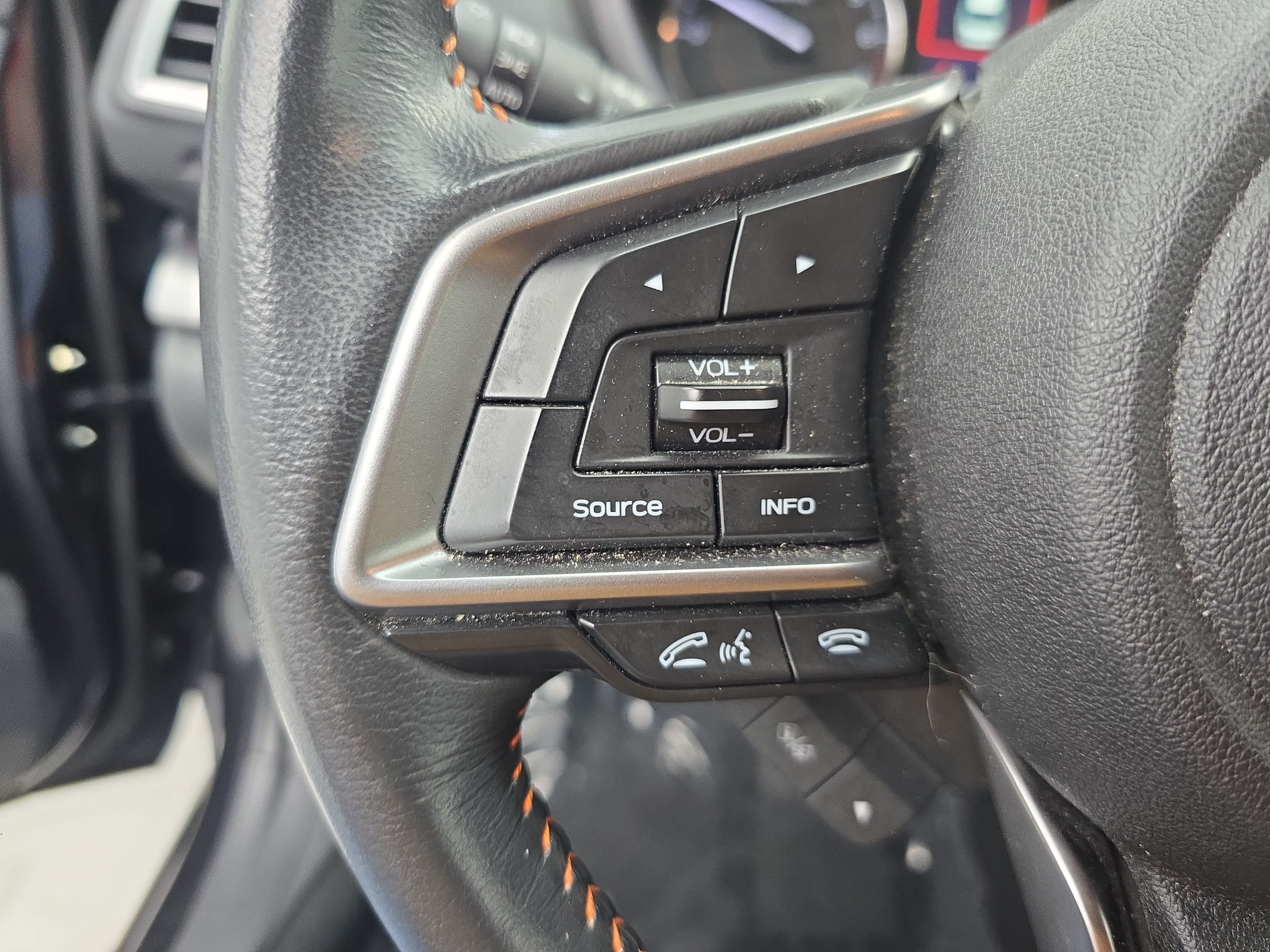 Used 2019 Subaru Crosstrek 2.0i Limited w/ Moonroof Package w/Navigation AWD/4WD image 16
