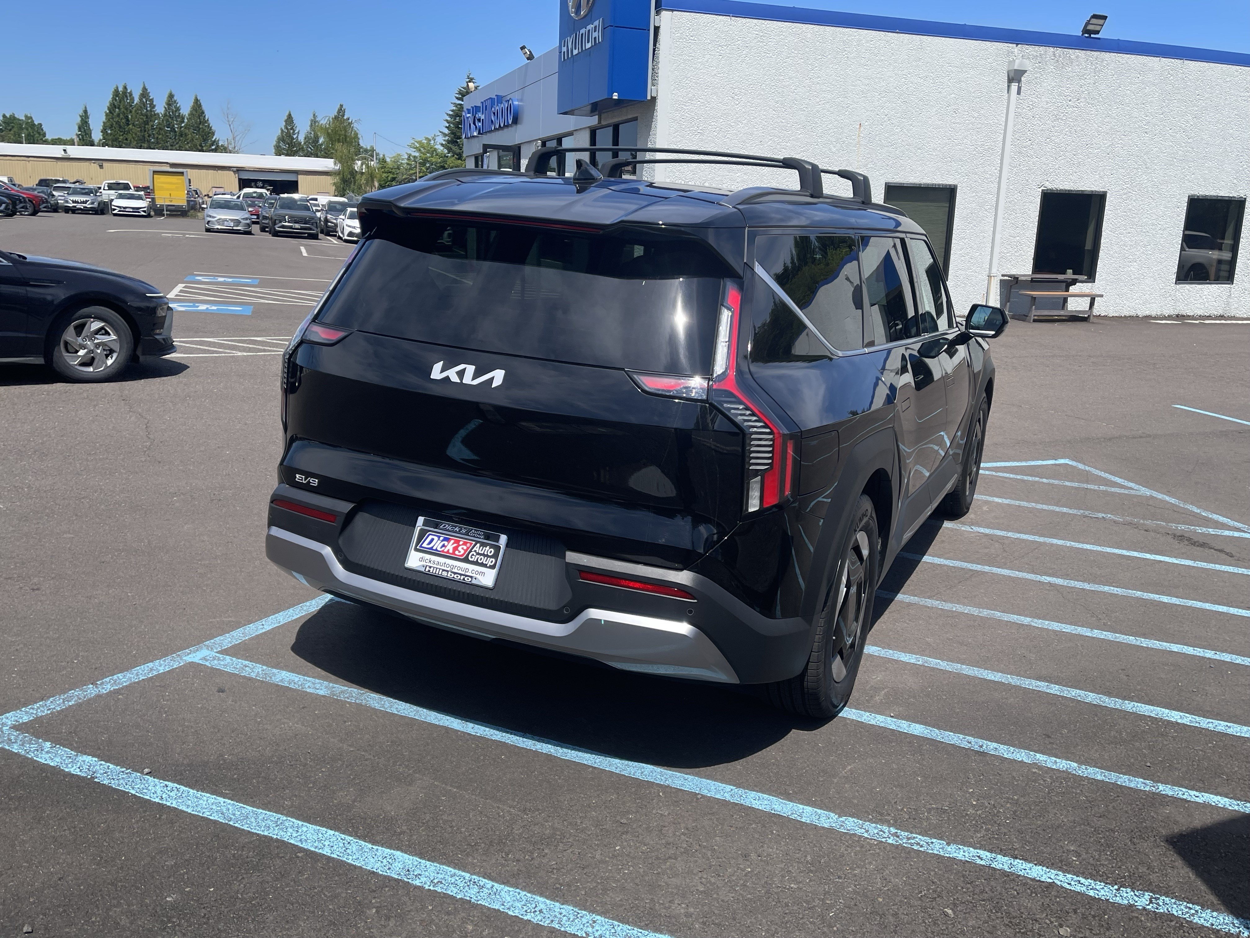 Used 2024 Kia EV9 Wind AWD/4WD image 5