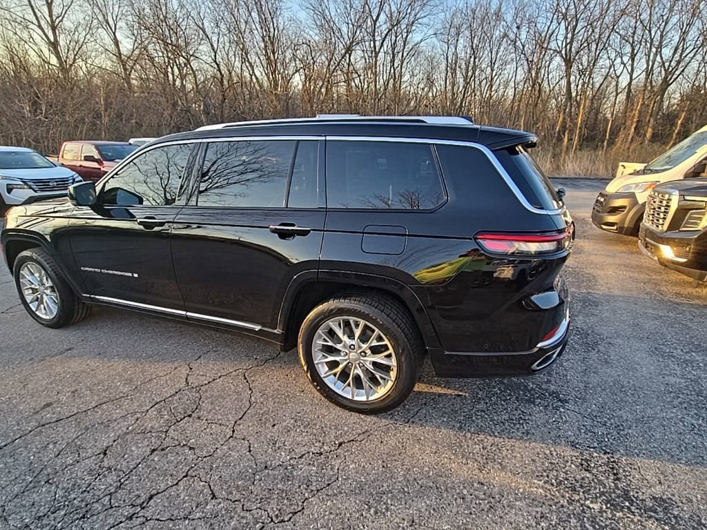 Used 2021 Jeep Grand Cherokee L Summit w/ Advanced Protech Group IV image 4