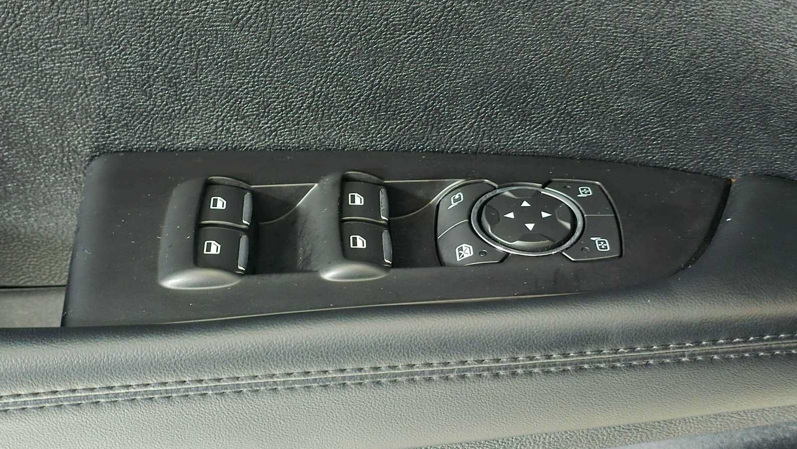 Used 2020 Lincoln Nautilus Reserve FWD image 24