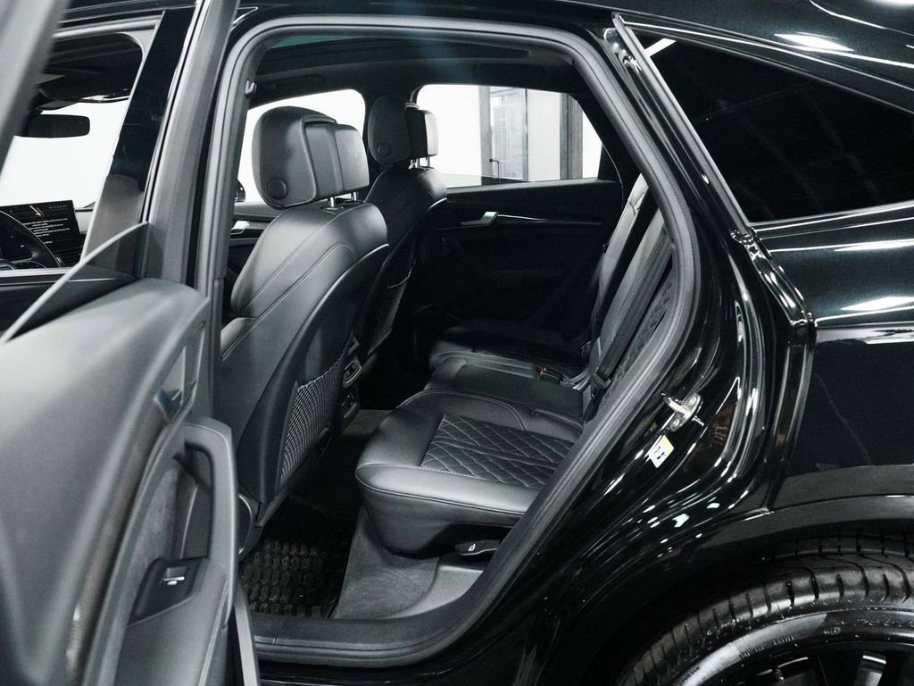 Used 2023 Audi SQ5 Premium Plus w/ Premium Plus Package image 32