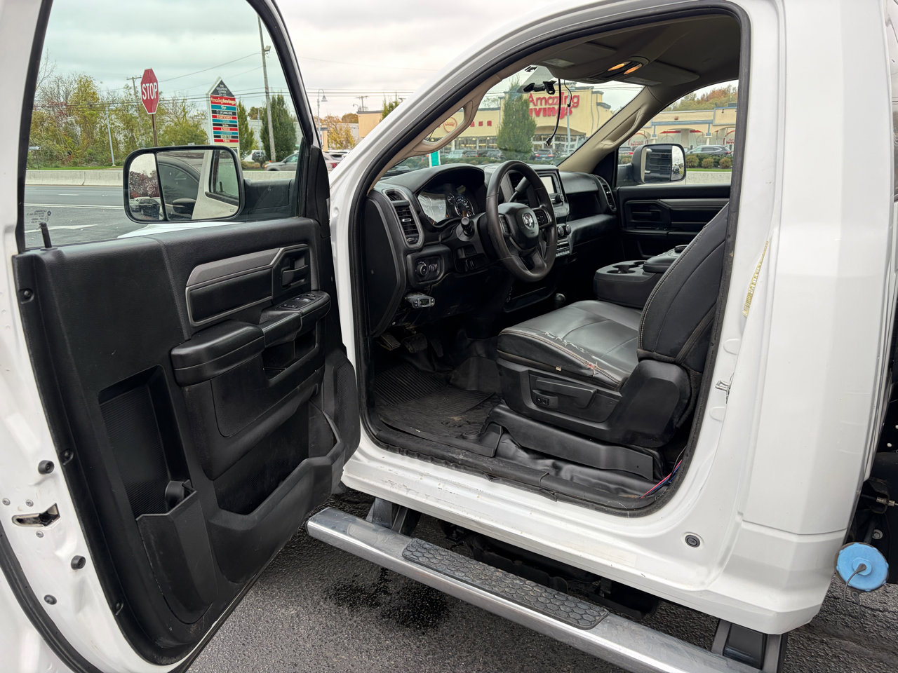 Used 2020 RAM 5500 Tradesman image 13