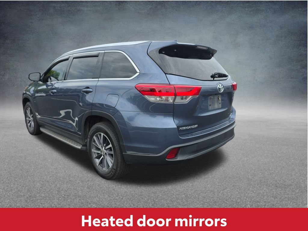 Used 2019 Toyota Highlander XLE FWD image 10