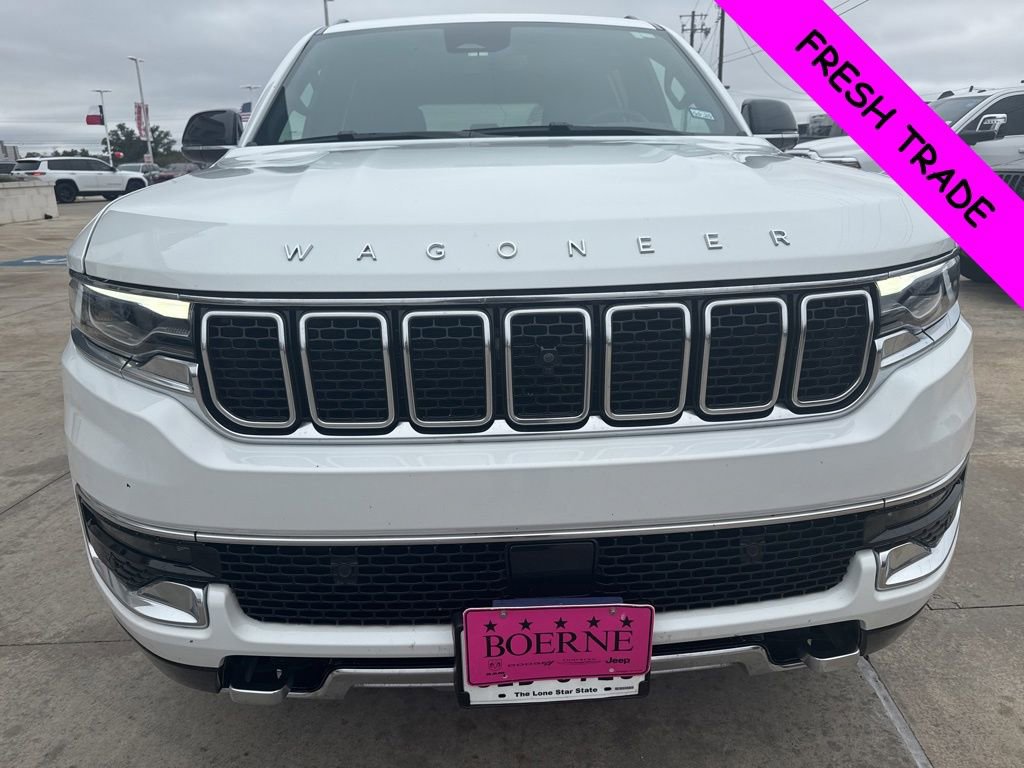 Used 2023 Jeep Wagoneer Series III w/ Premium Group I image 5