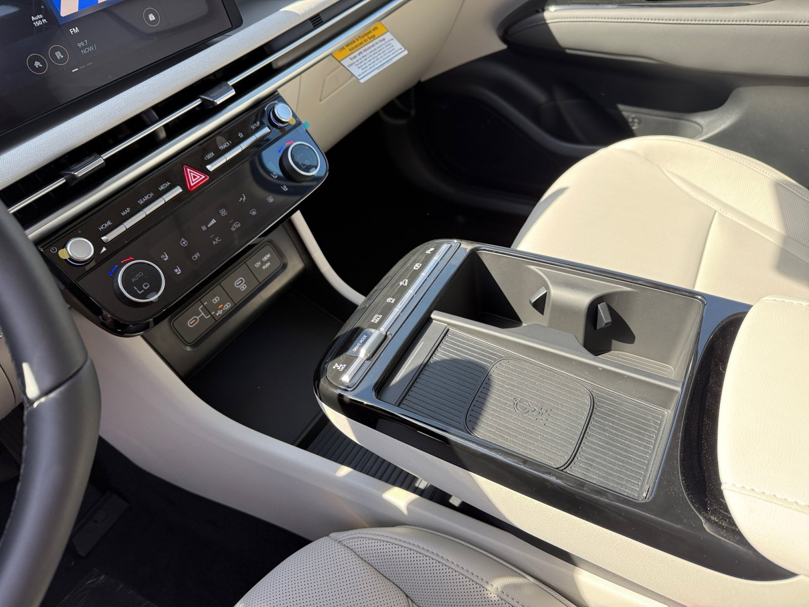 New 2026 Hyundai Tucson Limited AWD/4WD image 13
