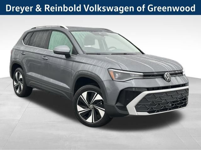 New 2026 Volkswagen Taos SE image 1
