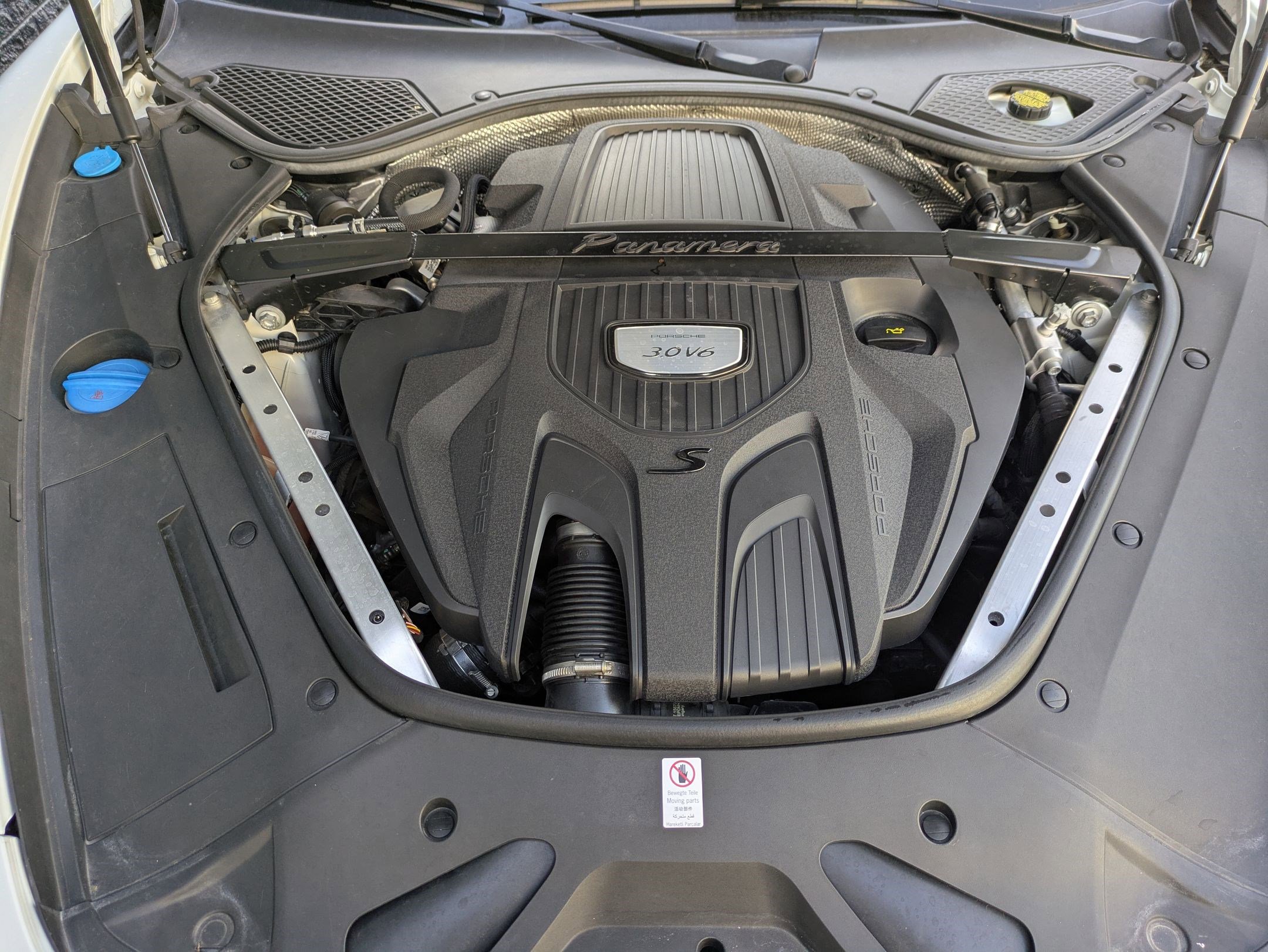 Used 2018 Porsche Panamera 4 image 31