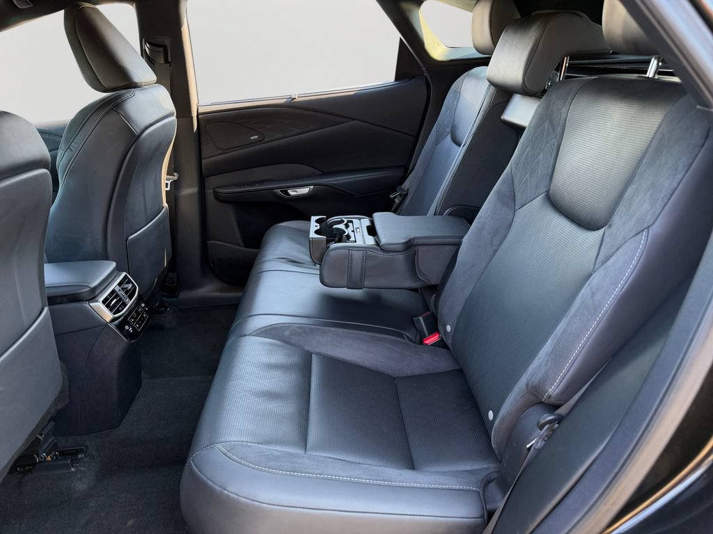 Certified 2023 Lexus RX 350 w/ Accessory Package (2T) AWD/4WD image 12