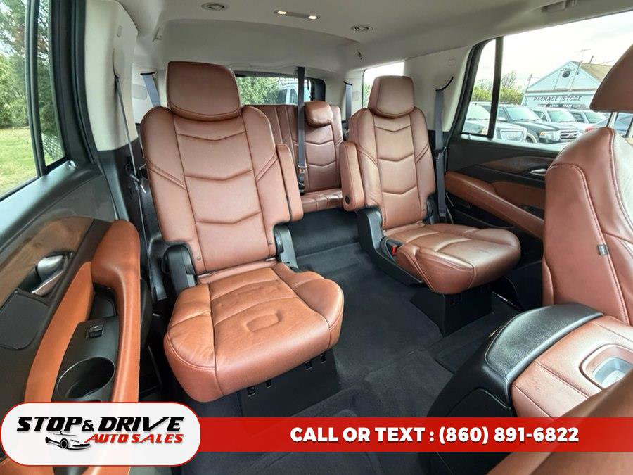 Used 2015 Cadillac Escalade Premium image 19