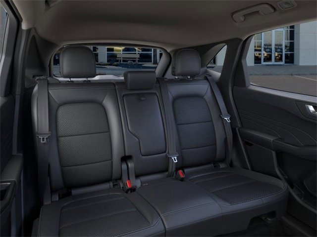 New 2025 Ford Escape SE w/ Class II Trailer Tow Package image 11