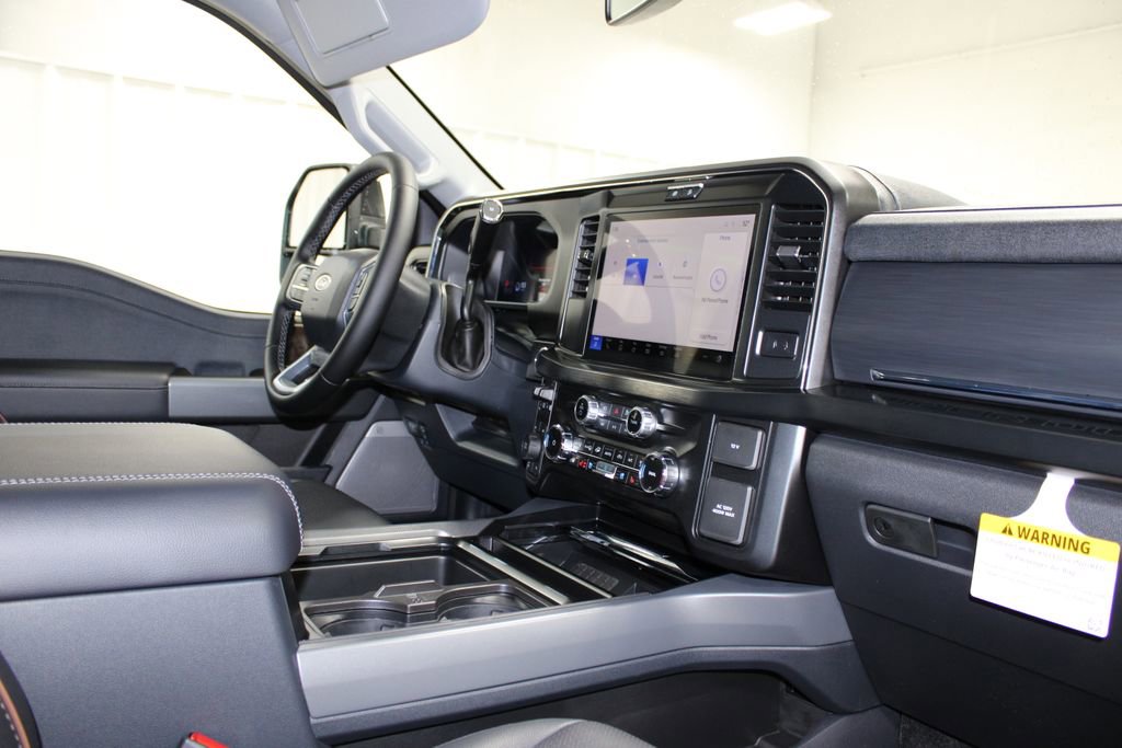 New 2026 Ford F250 Lariat w/ Black Appearance Package image 39