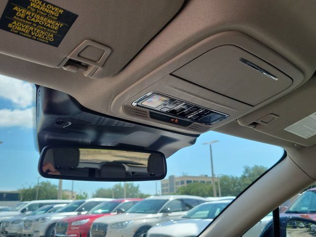 Certified 2025 Lincoln Corsair Grand Touring w/ Jet Appearance Package AWD/4WD image 14