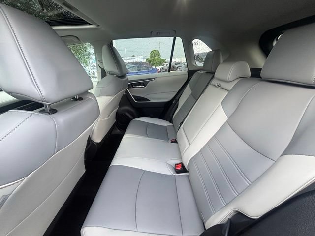 Used 2023 Toyota RAV4 XLE Premium FWD image 19