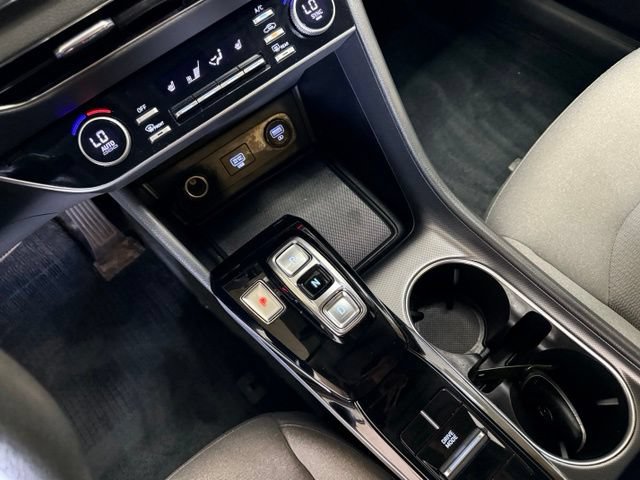 Used 2021 Hyundai Sonata SEL w/ Winter Weather Package FWD image 28
