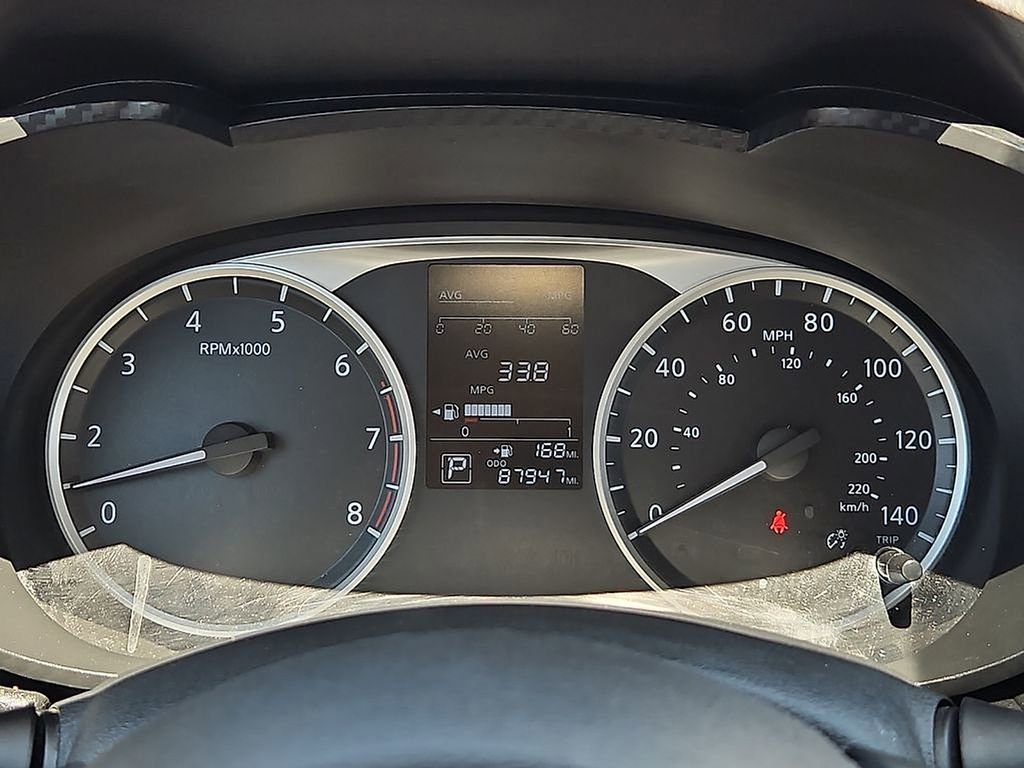 Used 2023 Nissan Versa S FWD image 29