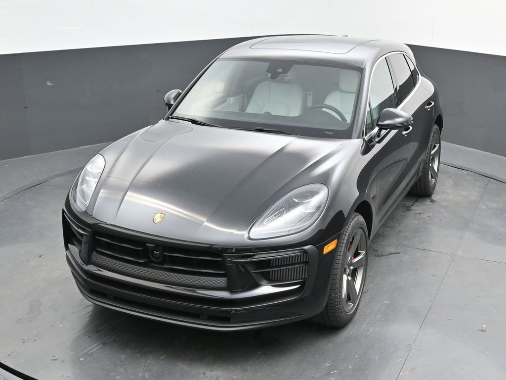 New 2025 Porsche Macan S image 39