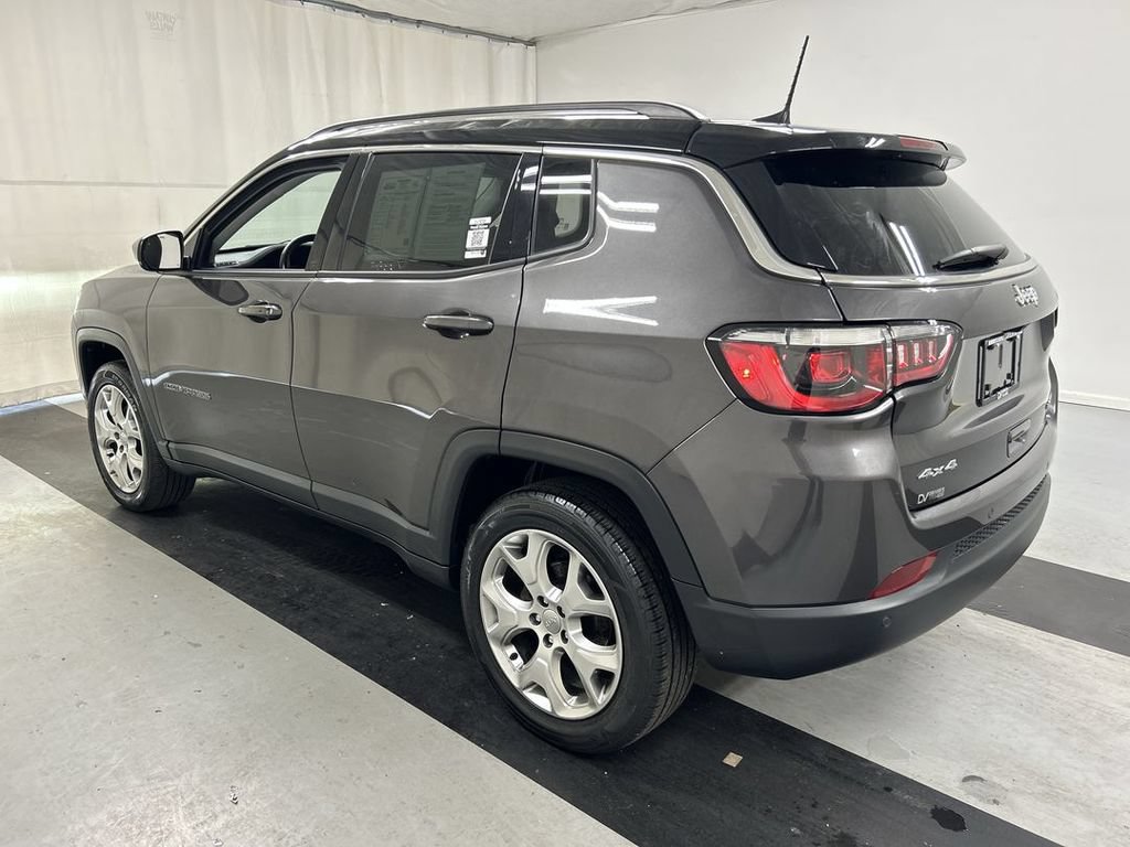 Used 2022 Jeep Compass Limited AWD/4WD image 7