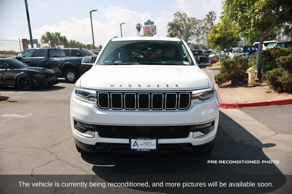 Used 2023 Jeep Wagoneer L 4WD w/ Rear Seat Video Group 1 image 9
