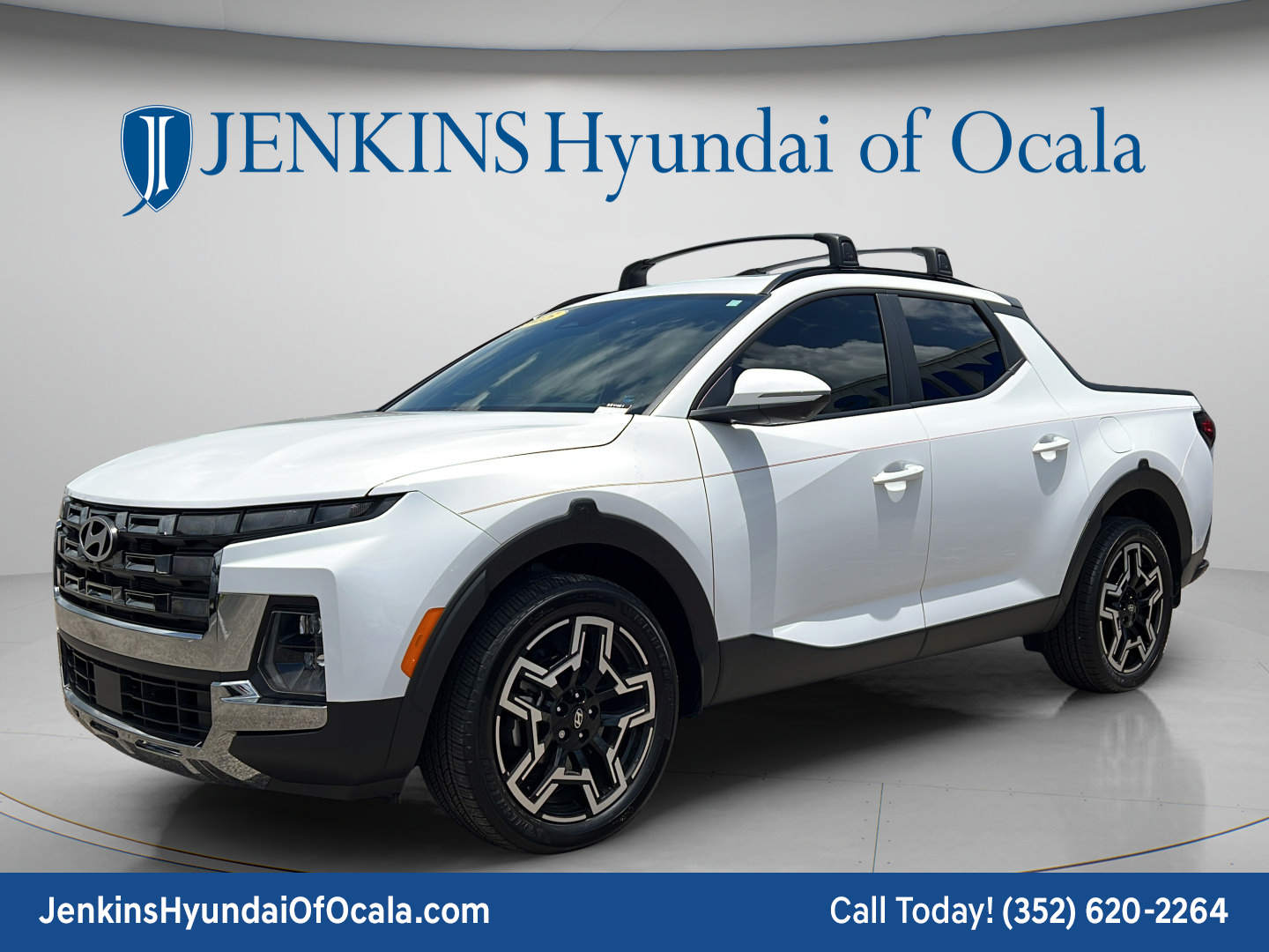 Certified 2025 Hyundai Santa Cruz Limited AWD/4WD image 7