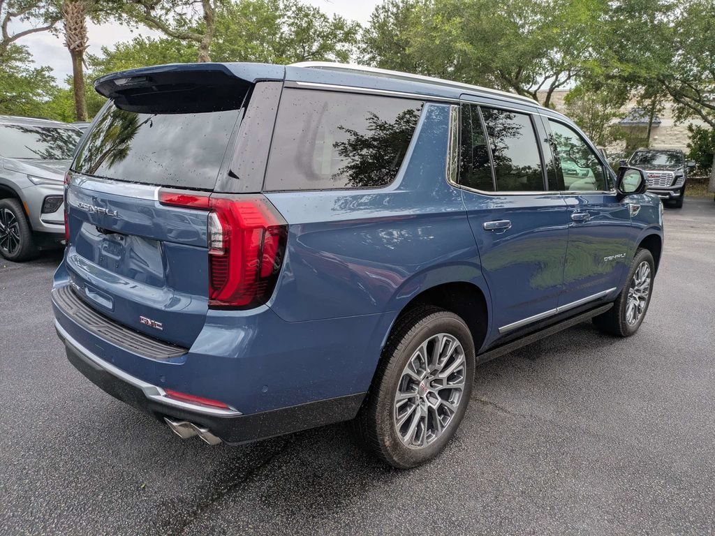 New 2026 GMC Yukon Denali w/ Denali Reserve Package AWD/4WD image 4