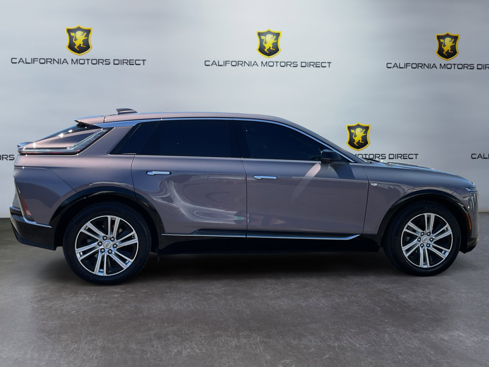 Used 2024 Cadillac Lyriq Tech RWD image 4