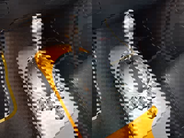 Used 2003 Chevrolet SSR w/ Preferred Equipment Group image 19