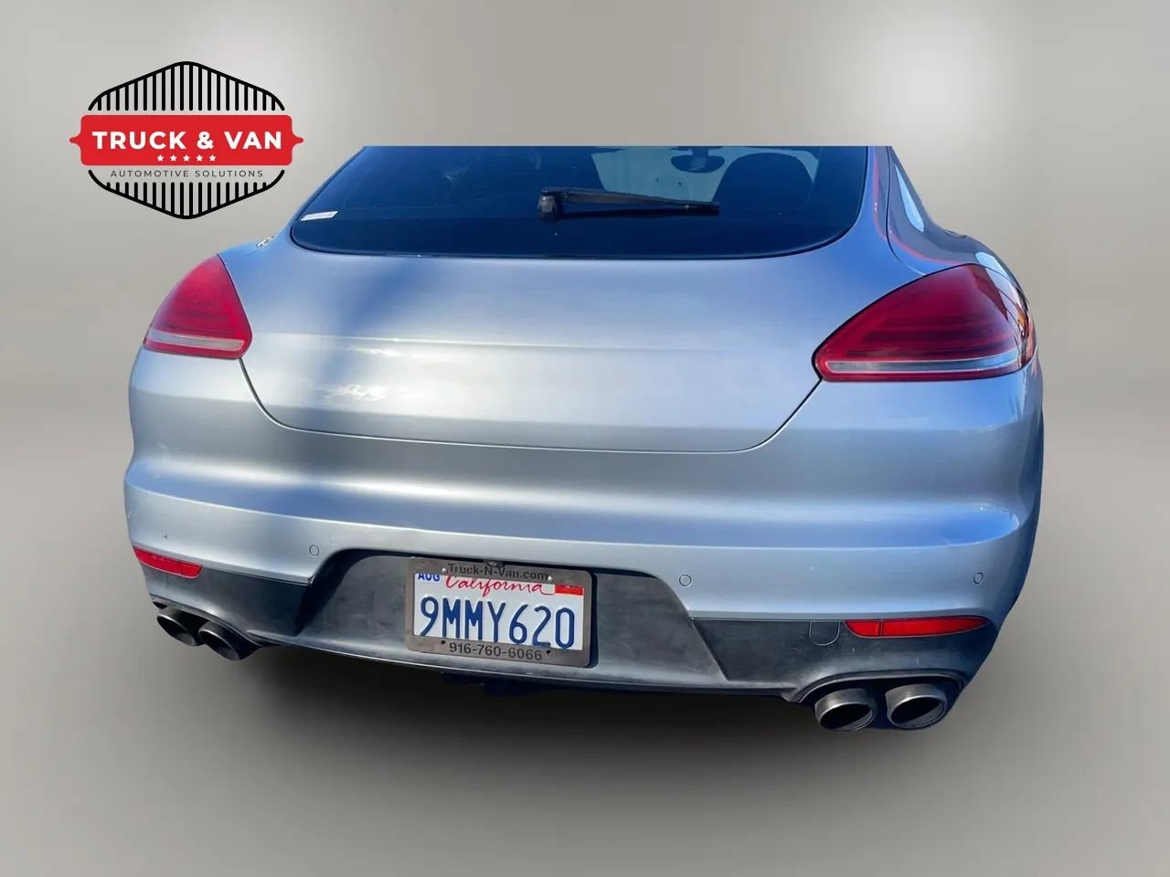 Used 2015 Porsche Panamera S RWD image 43