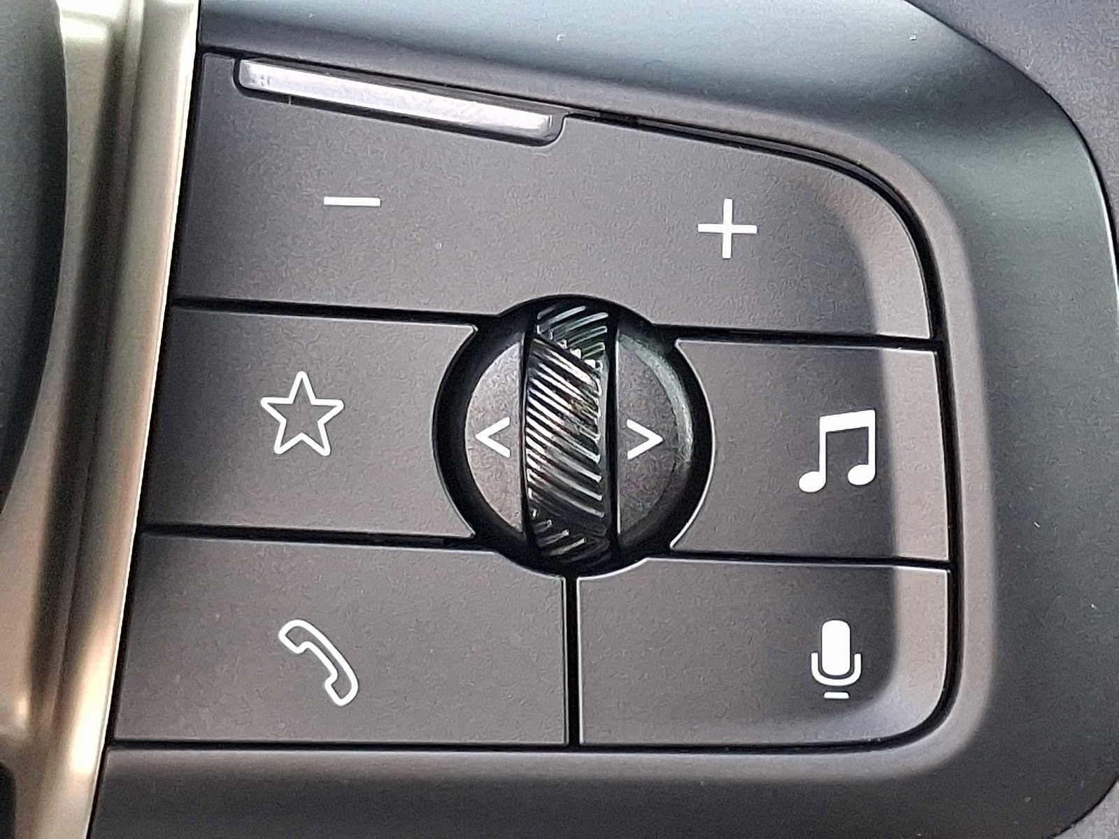 Used 2025 MINI Cooper S FWD image 23