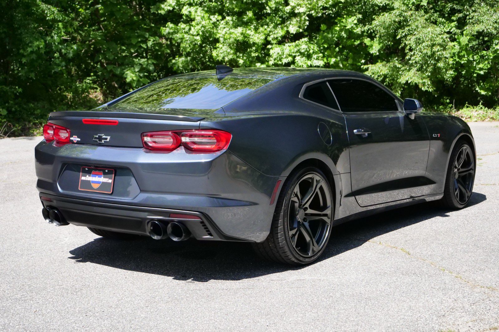 Used 2022 Chevrolet Camaro LT RWD image 20