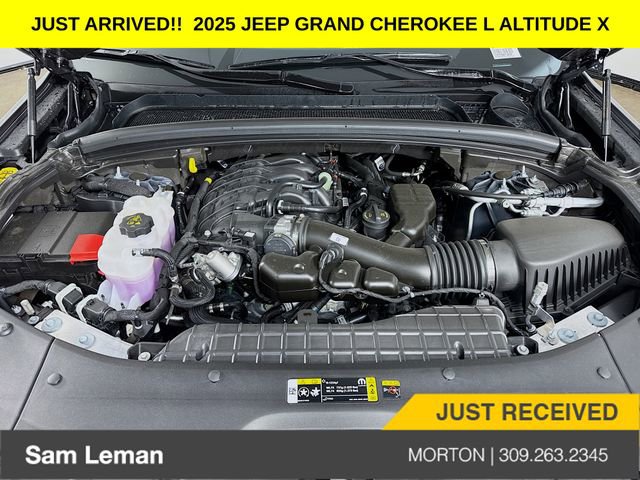 New 2025 Jeep Grand Cherokee L Altitude image 31