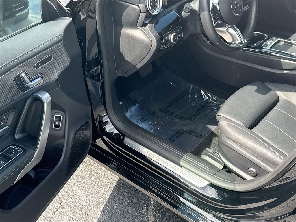Used 2024 Mercedes-Benz CLA 250 CLA 250 w/ Exclusive Package image 13