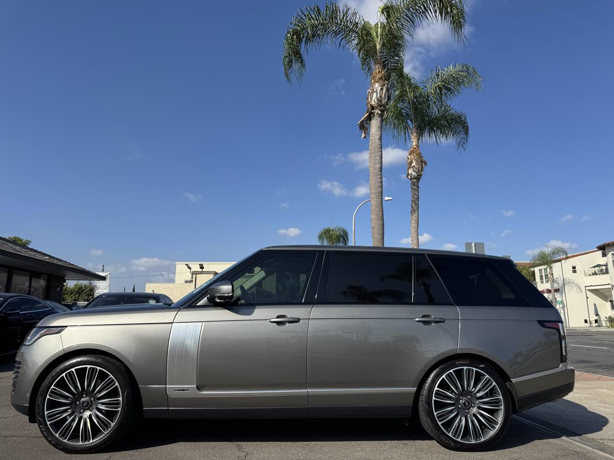Used 2021 Land Rover Range Rover P525 Westminster Edition LWB image 2