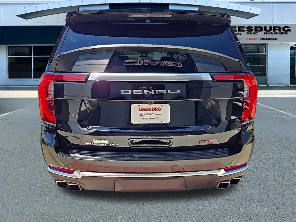 Used 2025 GMC Yukon XL Denali AWD/4WD image 6