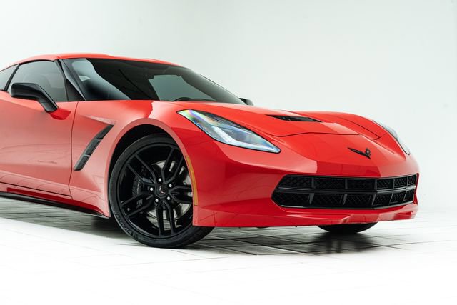Used 2015 Chevrolet Corvette Stingray Coupe w/ 2LT Preferred Equipment Group image 4