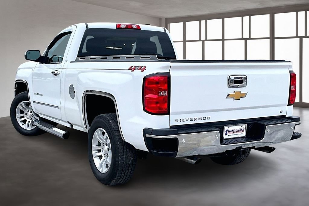 Used 2018 Chevrolet Silverado 1500 LT w/ LT Convenience Package image 4