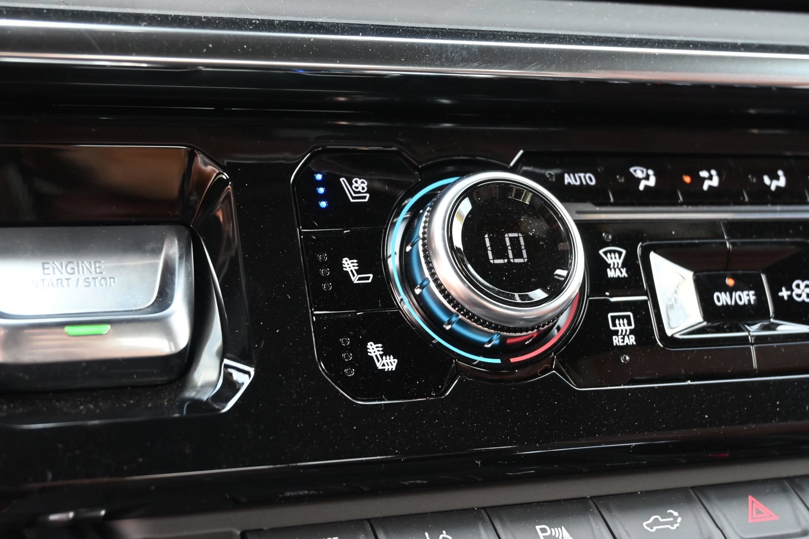 New 2026 GMC Sierra 3500 Denali Ultimate AWD/4WD image 15