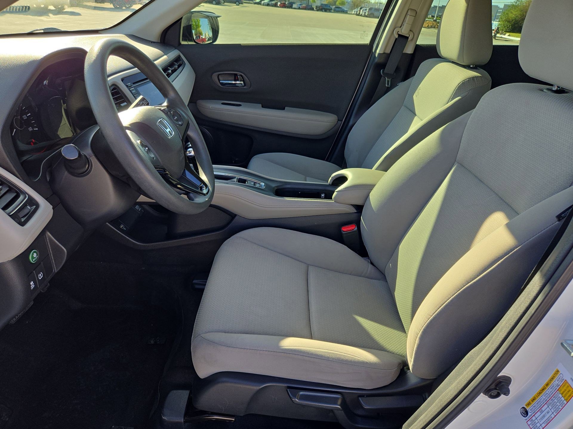 Used 2022 Honda HR-V LX image 15