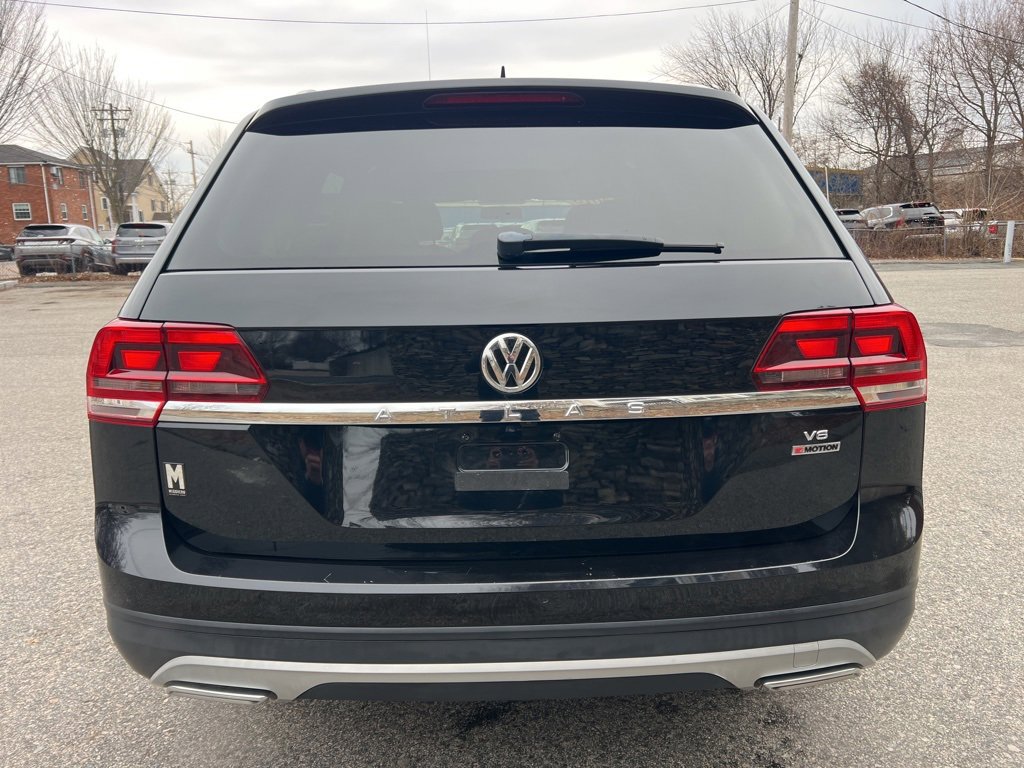 Used 2018 Volkswagen Atlas Launch Edition image 4