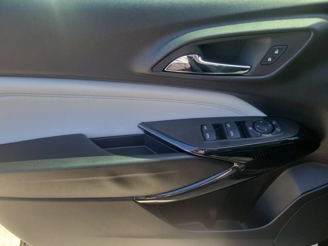 New 2026 Chevrolet Trax LT w/ Driver Confidence Package FWD image 9