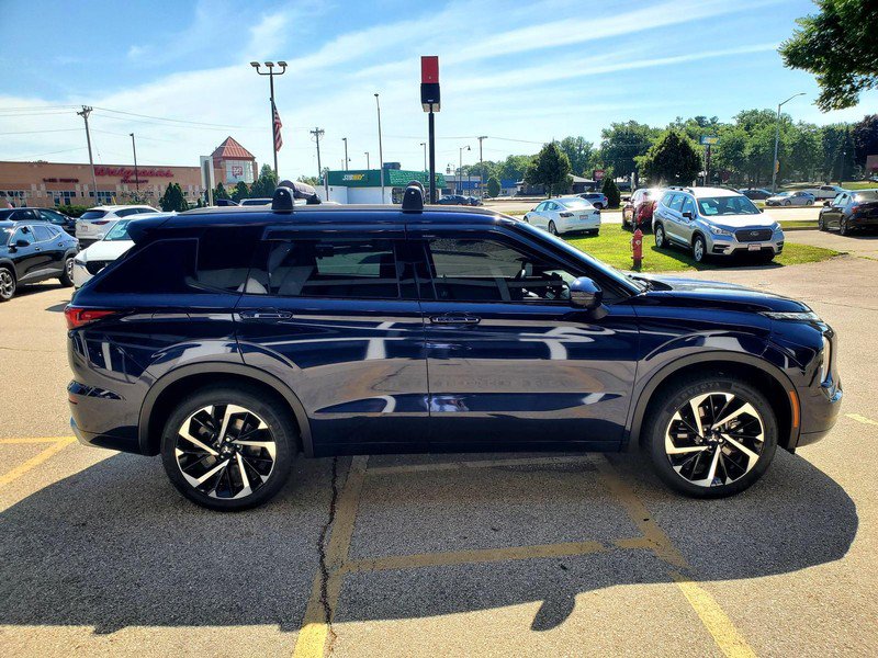 Used 2022 Mitsubishi Outlander SEL FWD image 4