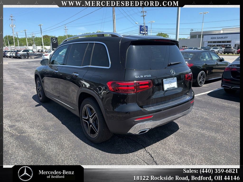 New 2026 Mercedes-Benz GLB 250 4MATIC image 6