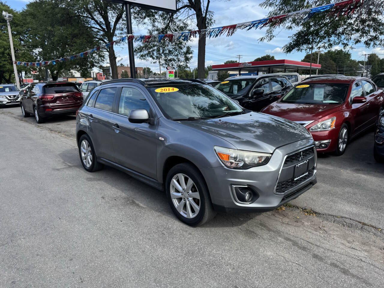Used 2014 Mitsubishi Outlander Sport SE AWD/4WD image 8