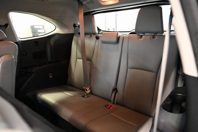 Used 2021 Toyota Highlander XLE image 13