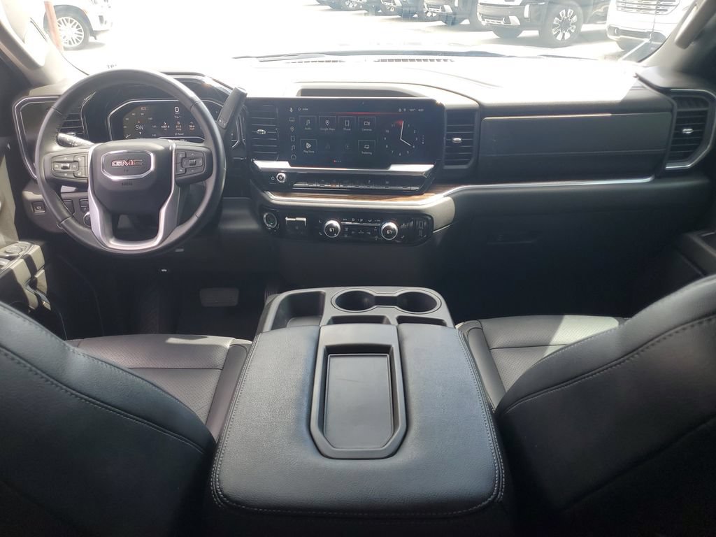 Certified 2024 GMC Sierra 1500 SLE w/ Preferred Package RWD image 15