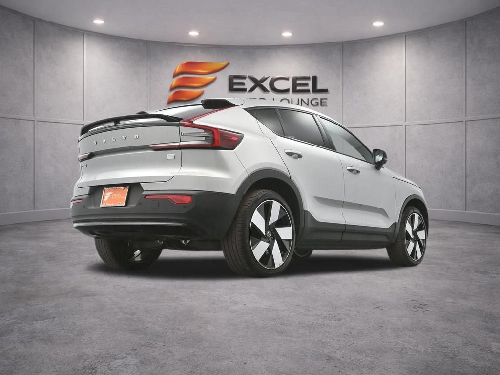 Used 2023 Volvo C40 P8 Recharge Ultimate AWD/4WD image 48