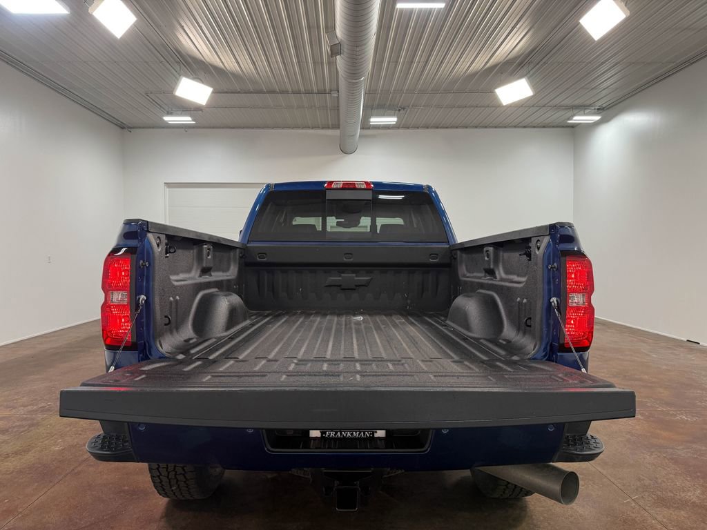 Used 2015 Chevrolet Silverado 2500 High Country w/ Duramax Plus Package image 26